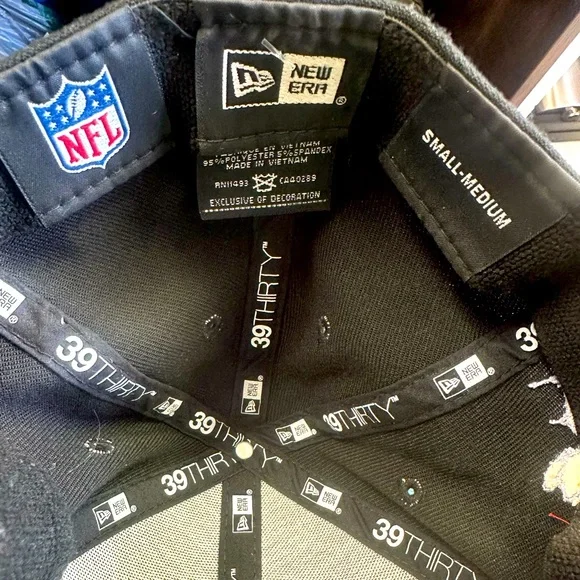 New Era Black 39Thirty Pittsburgh Steelers Antonio Brown #84 Hat - Picture 4 of 5